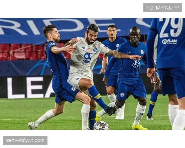 通讯：解析卢顿镇逼平切尔西的战术，五后卫防线如何限制对手